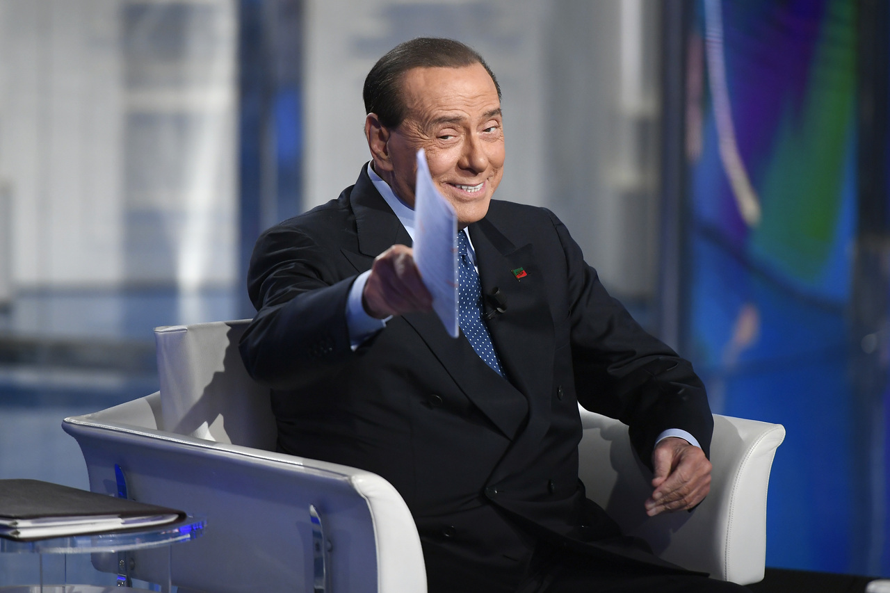 Berlusconi scarpe store tacco